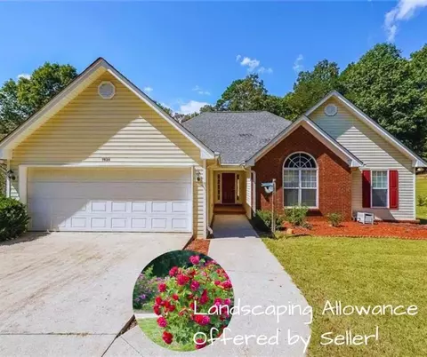7526 Chestatee Ln, Murrayville, GA 30564