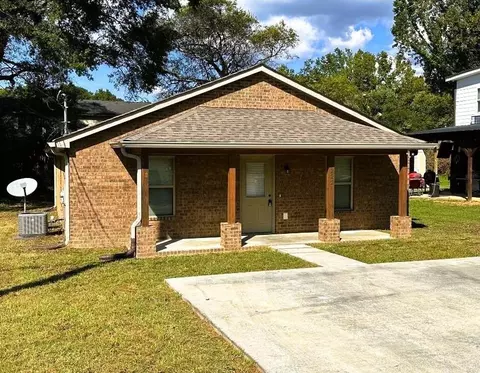 222 Gordon Ave, Calhoun, GA 30701