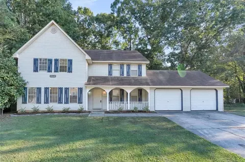2048 Laboon Cir, Atlanta, GA 30349