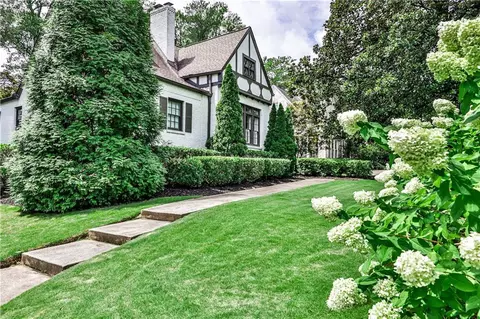1689 Johnson Rd NE, Atlanta, GA 30306