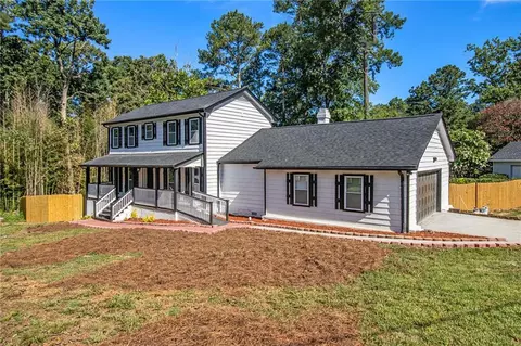 375 Arbor Ridge Dr, Stone Mountain, GA 30087