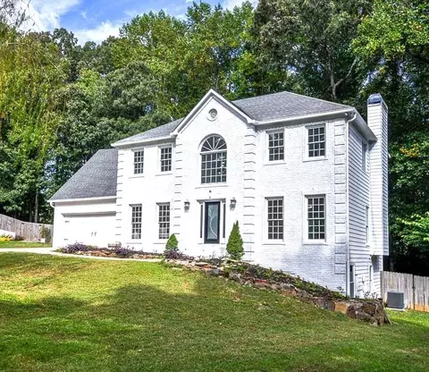 8125 Victoria Ln, Cumming, GA 30040