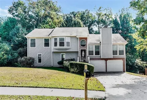 4056 Brantley Dr, Austell, GA 30106