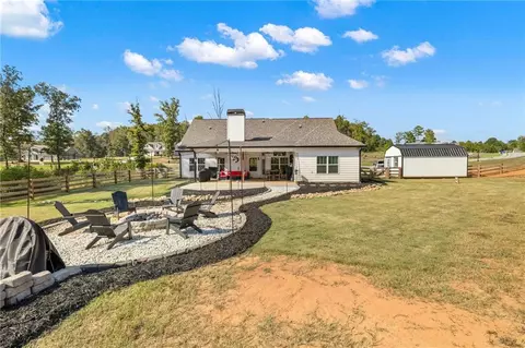 207 Oakwood Dr, Commerce, GA 30529 photo 38