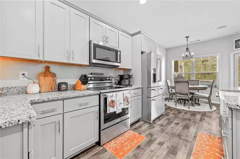 207 Oakwood Dr, Commerce, GA 30529 photo 13
