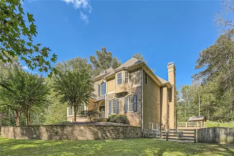 138 Laurel Ridge Dr, Alpharetta, GA 30004