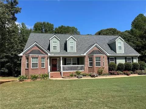 40 Lilac Ln, Covington, GA 30016