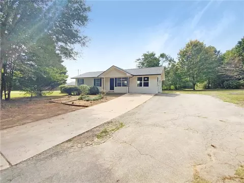 6755 Riley Rd, Cumming, GA 30028