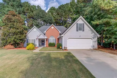 605 Penhollaway Ct, Loganville, GA 30052