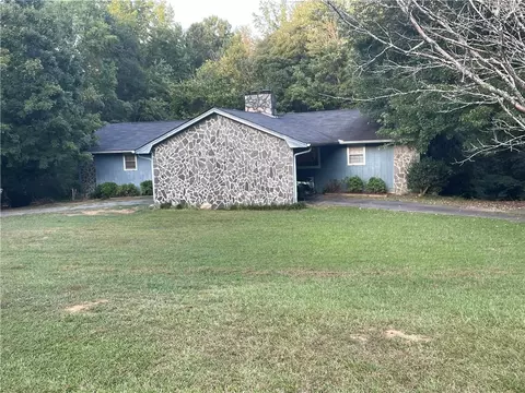 27 Stonewood Way, Sharpsburg, GA 30277
