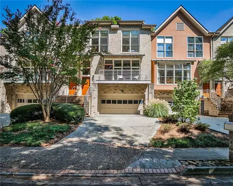 1328 Fernwood Cir NE, Atlanta, GA 30319