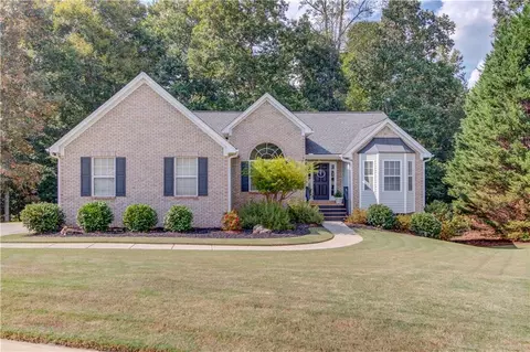 2707 Sidney Lake Ct, Dacula, GA 30019