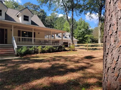 Exterior - 3123 Jonesboro Rd, Hampton, GA 30228 photo 22 of 31