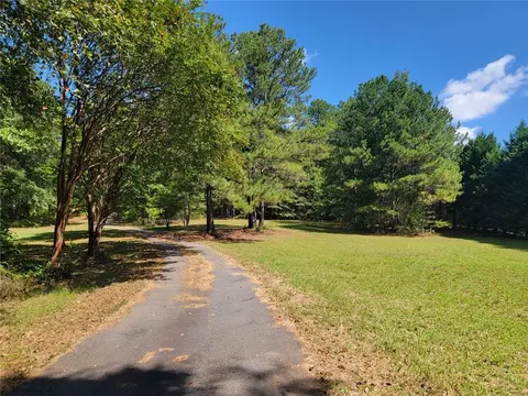 Exterior - 3123 Jonesboro Rd, Hampton, GA 30228 photo 27 of 31