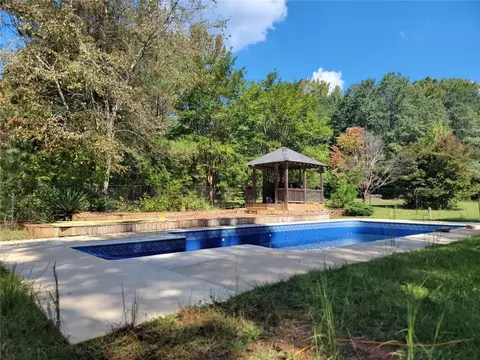 Exterior - 3123 Jonesboro Rd, Hampton, GA 30228 photo 23 of 31