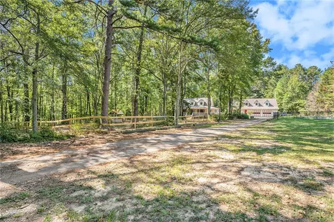Exterior - 3123 Jonesboro Rd, Hampton, GA 30228 photo 13 of 31