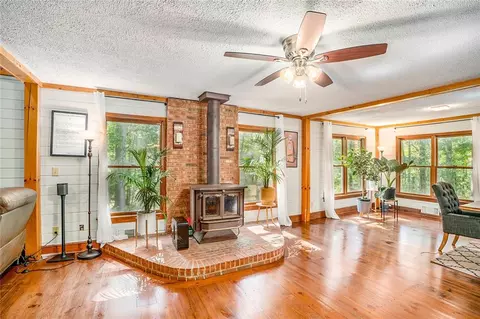 Living - 3123 Jonesboro Rd, Hampton, GA 30228 photo 2 of 3