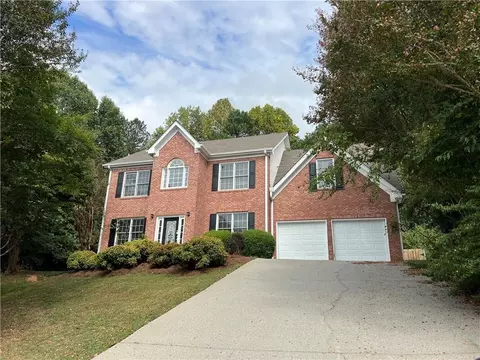 864 Georgian Point Dr, Lawrenceville, GA 30045