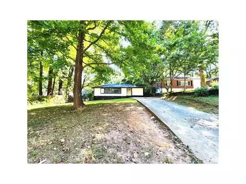 2924 Sylvan Rd, East Point, GA 30344