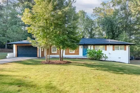 3499 Woods Dr, Decatur, GA 30032