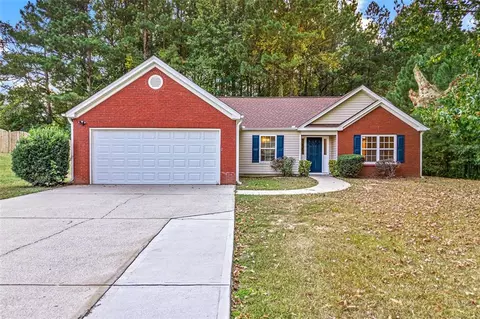 712 Grandview Cir, Powder Springs, GA 30127