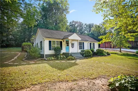 2809 Midway Rd, Decatur, GA 30030