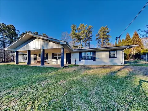 215 Belair Dr, Stockbridge, GA 30281