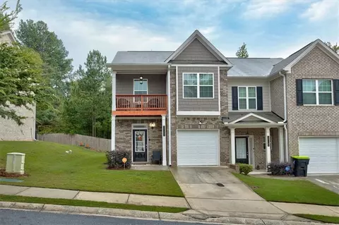10153 Benton Woods Dr, Covington, GA 30014