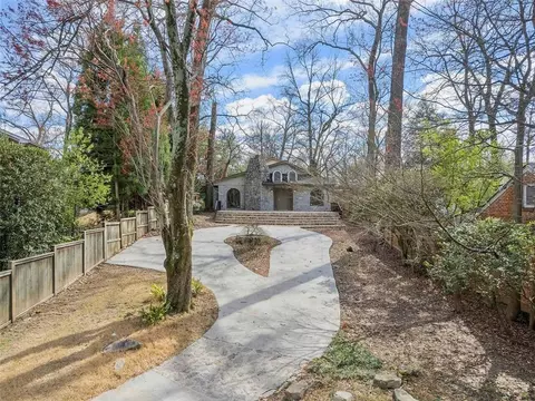 724 Collier Dr, Atlanta, GA 30318