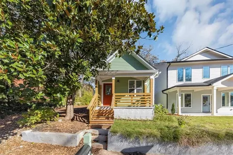 1002 Smith St, Atlanta, GA 30310