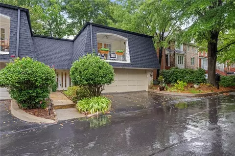 5720 Chemin De Vie, Atlanta, GA 30342
