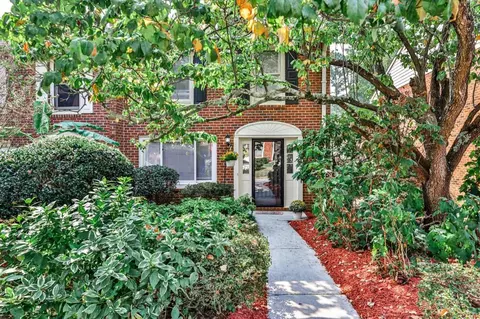 6122 Queen Anne Ct, Norcross, GA 30093