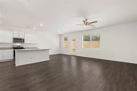 11975 Conrad Cir, Hampton, GA 30228 photo 8
