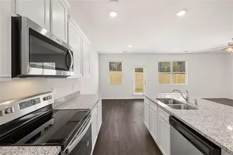 11975 Conrad Cir, Hampton, GA 30228 photo 12