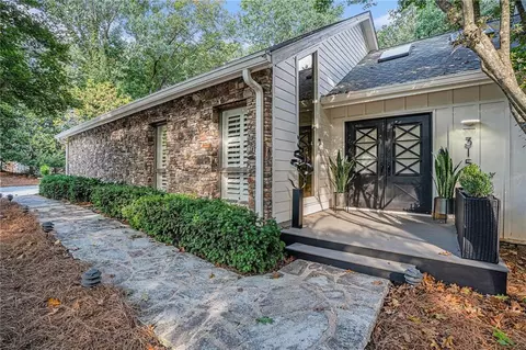 315 Skyridge Dr, Atlanta, GA 30350