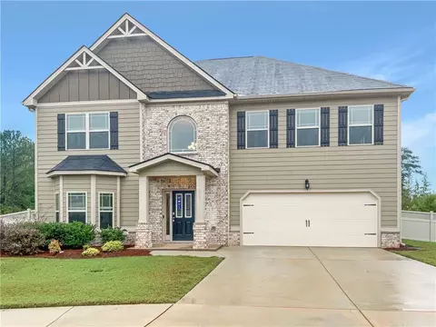 210 Brookview Dr, Newnan, GA 30265