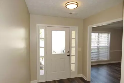 3264 Roundfield Cir, Duluth, GA 30096 photo 3