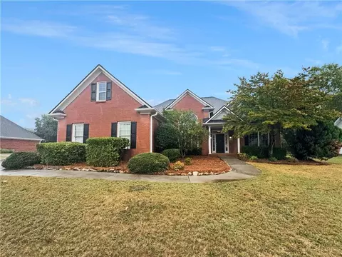 77 Planters Dr NW, Cartersville, GA 30120