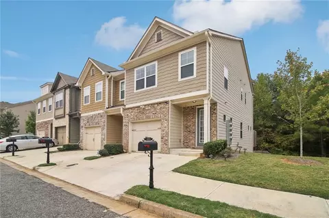 960 Belfry Ter, Fairburn, GA 30213