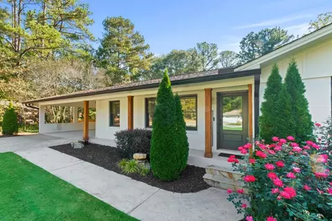 390 Crossville Ct, Roswell, GA 30076