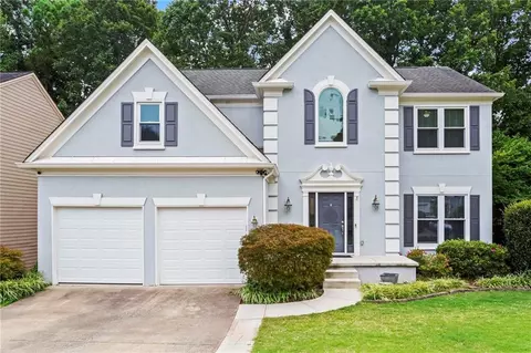 10735 Glenbarr Dr, Duluth, GA 30097