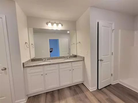 60 Heyman Dr, Covington, GA 30016 photo 9