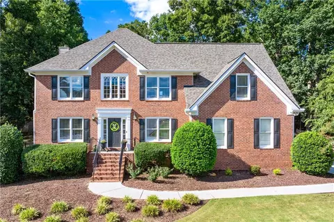 1275 Denmark Dr SW, Lilburn, GA 30047