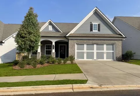 206 Hickory Bluffs Pkwy, Canton, GA 30114