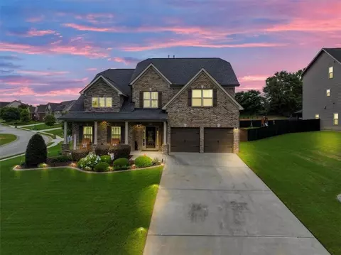100 Bransun Dr, Kathleen, GA 31047