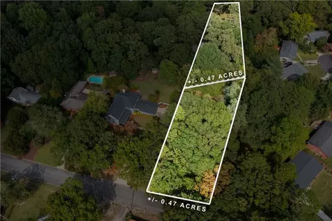 1348 Montrose Dr, Gainesville, GA 30501