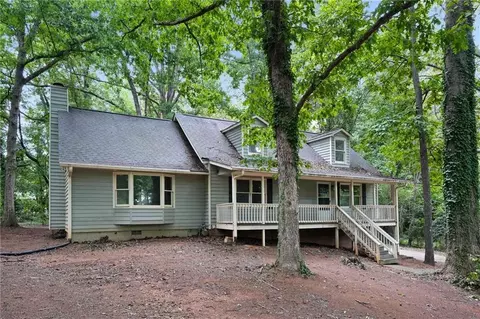 4101 Oak Stone Dr, Douglasville, GA 30135