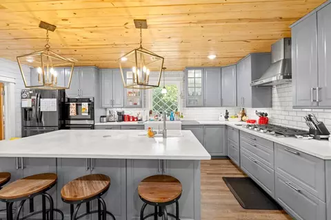Kitchen - 11696 Highway 278 E, Covington, GA 30014 photo 2 of 8