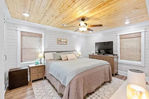 Bedroom - 11696 Highway 278 E, Covington, GA 30014 photo 6 of 10