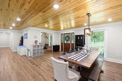 Entry Way - 11696 Highway 278 E, Covington, GA 30014 photo 3 of 5